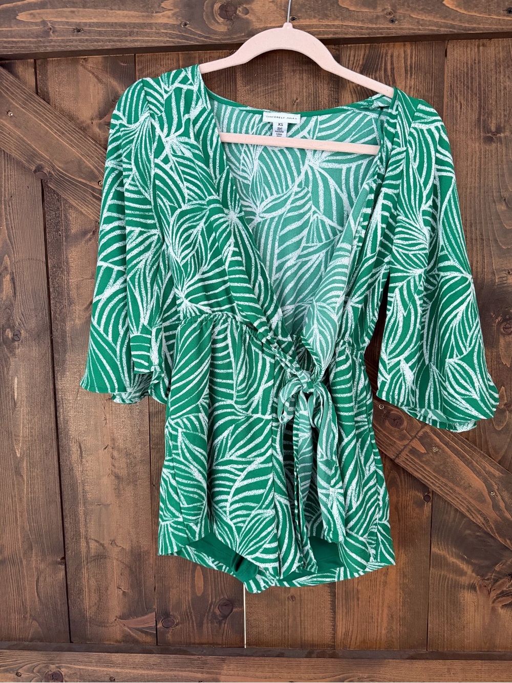 Sincerely Jules Green and White Leaf-Print Wrap Tunic